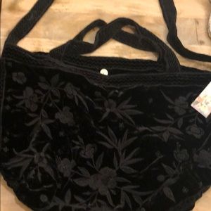 Absolutely gorgeous velvet Johnny Was bag!!!.